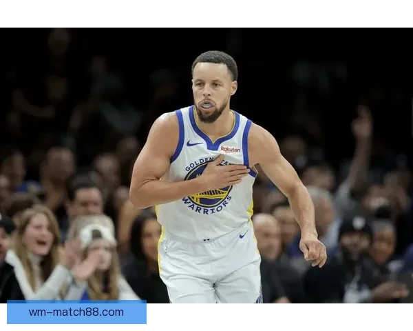 库里复出在即获准参加5对5对抗状态火热点燃全队士气冲击新征程 库里复出在即获准参加5对5对抗状态火热点燃全队士气冲击新征程