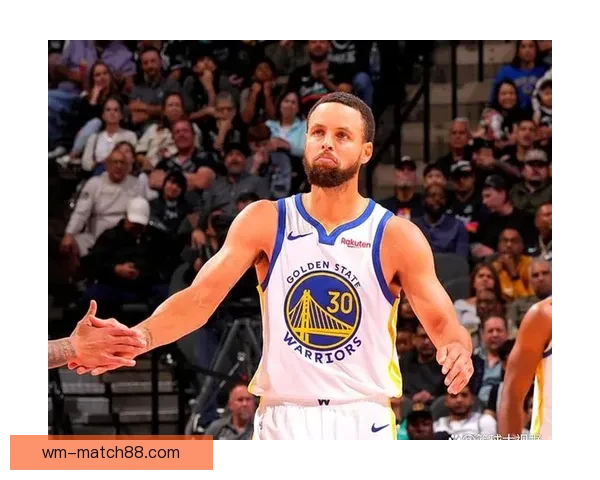 库里称赞文班天赋异禀比赛态度充满感染力震撼人心